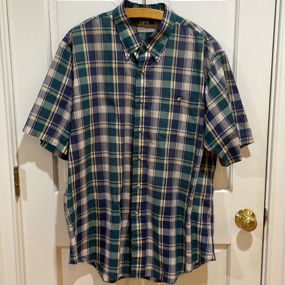 Darien Sport Shop || Men's Plaid Button Down Short Sleeve Shirt; Size XL - Picture 11 of 11